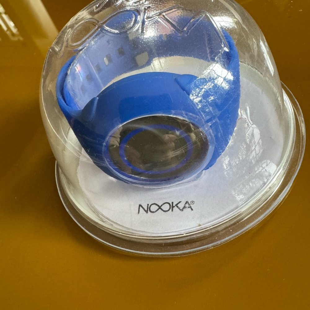 NWT Nooka Blueberry Karin Rashid designer collectible watch